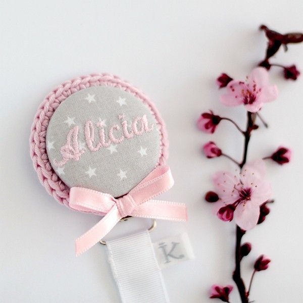 Chupetero personalizado con nombre bordado TWINKLE LITTE STAR