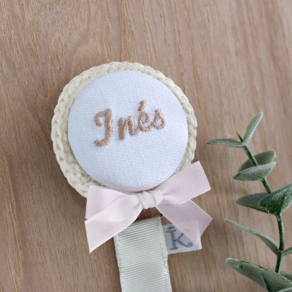 Chupetero para bautizo personalizado CLOUD BEIGE con lacito de colores